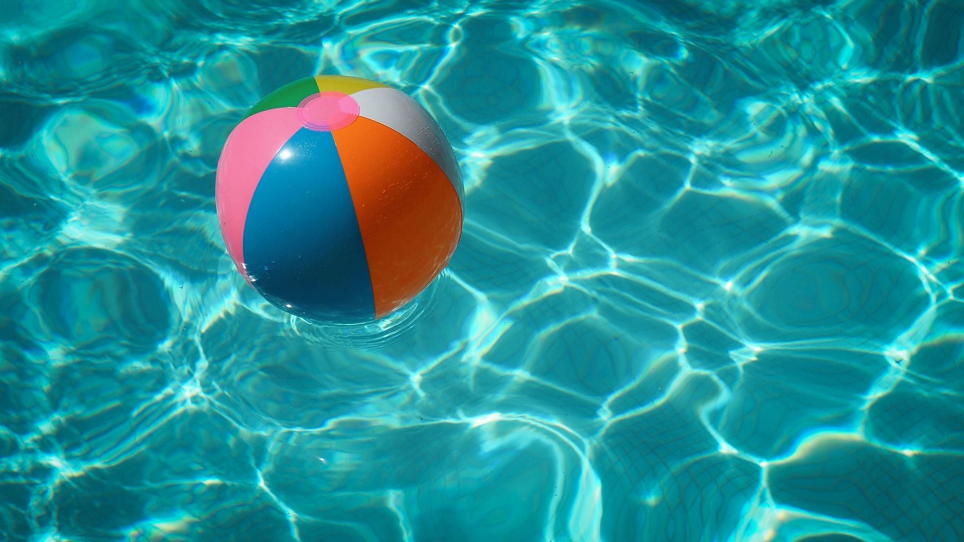 Summer heat (Photo via Raphaël Biscaldi/Unsplash)